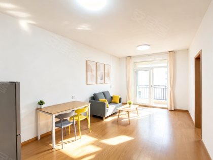 蜀山区三户室30平米正南7层