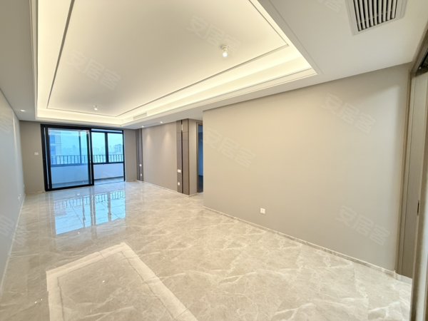 绿城兰园空房出租_未住过_精装四房_中央空调带地暖_随时看房