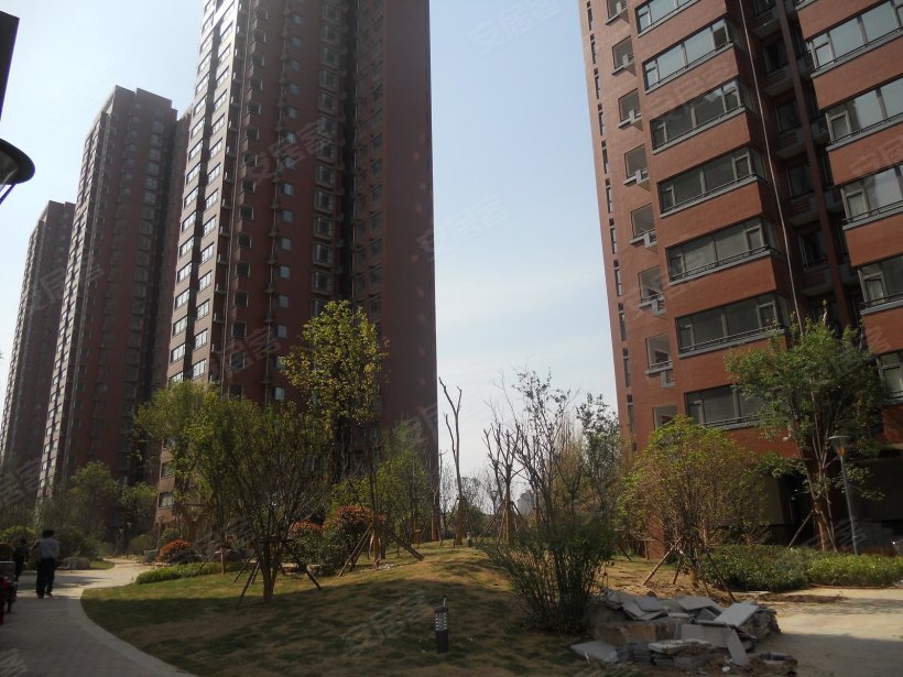 郑州 建业枫林上院小区照片