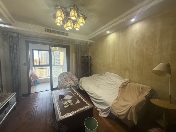 九珑湾_实图实价精装_家具齐全__急租房源_采光好_拎包入住