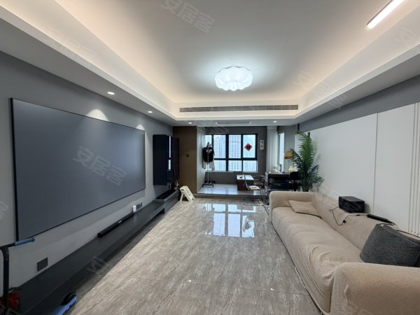 实拍好房_天鹅湖万达新粮仓附近_自住精装现代简约风边户首租！