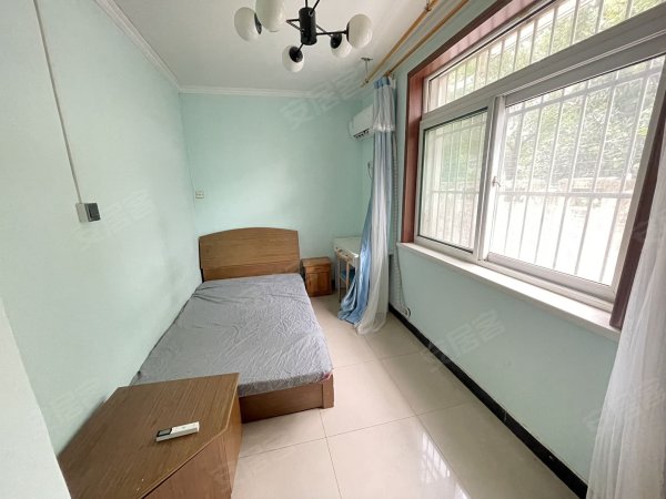 八里岗小区___近潜山路__单间__拎包入住__押一付一