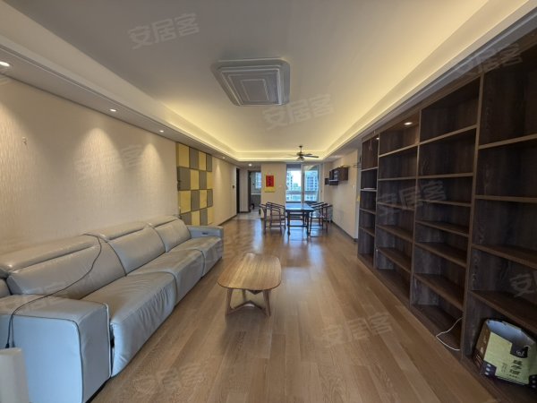 万科锦庭好房_精装四房边户_领包入住_包物业_有钥匙随时看房