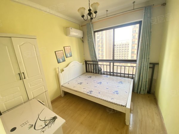 新华御湖上园朝南_近北雁湖地铁_创新产业园_世茂国风西山林语