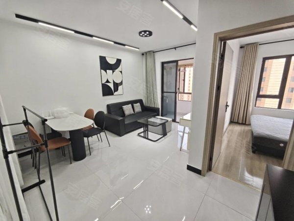 住过人精装一室，民水民电有燃气！停车，出行，小吃方便，采光好