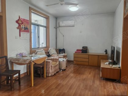 青阳路三十八所大院三房_市政供暖_家居家电齐全_随时看房急租