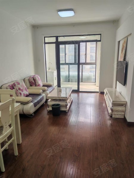 和昌中央城邦_精装两室一厅家具家电齐全_拎包入住