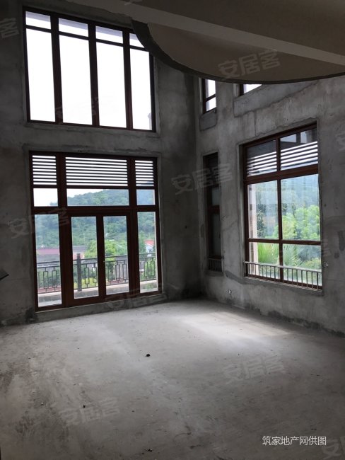长广溪庄园独栋别墅 湖景山色 风景好