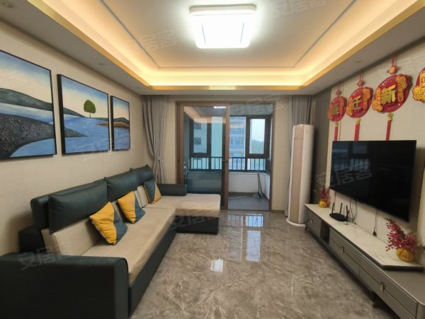龙湖景粼玖序_电梯房_阳光充足_3室2厅1卫