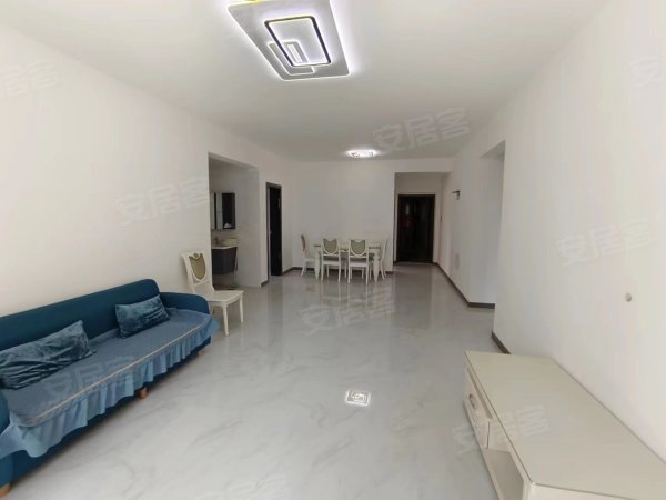 实拍绿地中心_南七_安粮城市广场_4室2厅2卫__电梯房