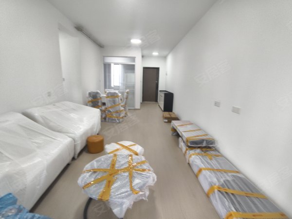 龙湖亚伦学樘府_3室两卫__家电齐全拎包入住幸福路小学