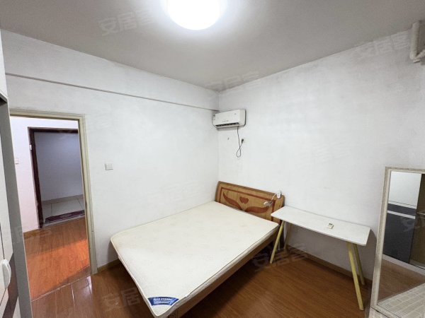 经典华城_精装两室_配置齐全_民用水电_电梯房_邻地铁中环城