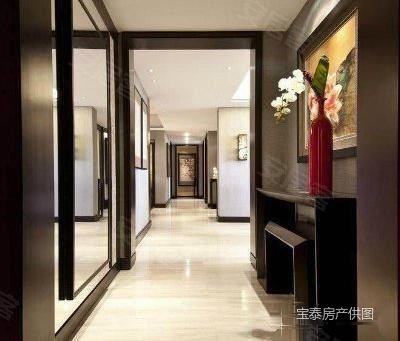 贾汪七中旁紫金雅苑电梯洋房一楼边户地段好三