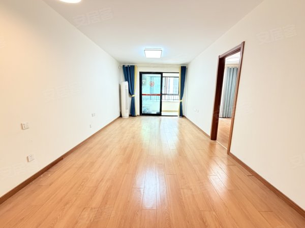 金科117的洋房_空房出租_四台空调全屋定制柜_真图实拍