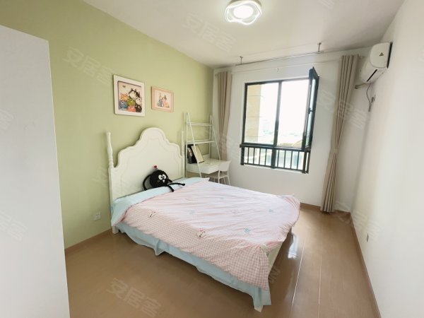 宝能城(二期)_精装修_急租房源_拎包入住银泰水街联投临湖苑