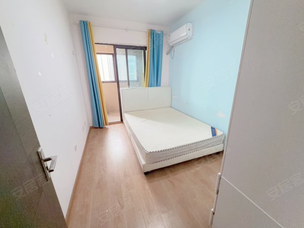 押一付一拎包入住无中介费