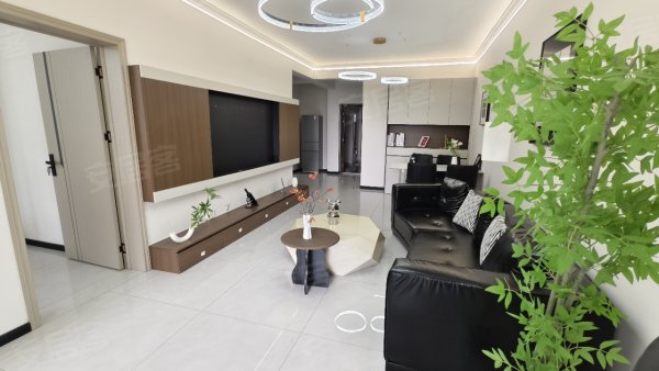 新上后街金中环星隆购物广场_大润漂亮两室可月付__随时能看