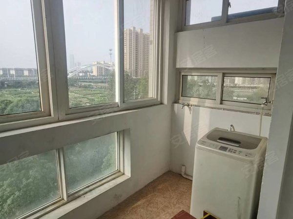 无锡宜兴新庄钱墅人家钱墅人家多层4楼 221 简单装修1500出租房源真实