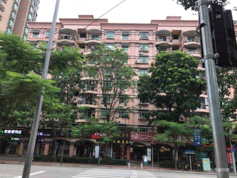 新世界东逸花园