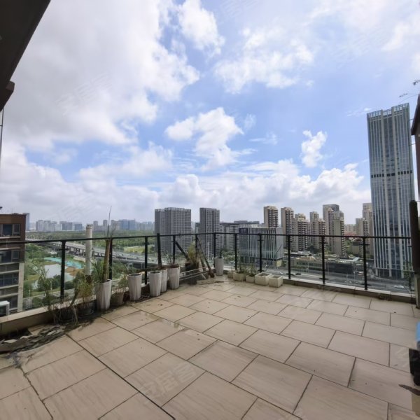 可月付顶楼复式带大露台200平_碧桂园骆港公园旁_可办公