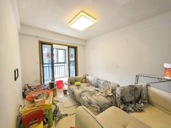 新上__急租_38所__4号线地铁口__首租__业主自住精装
