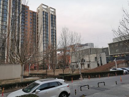 汇佳人口_北京汇佳职业学院(2)