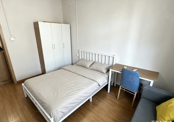 电子所宿舍朝南主卧独卫_安医一附院旁_民水民电_押一付一拎包