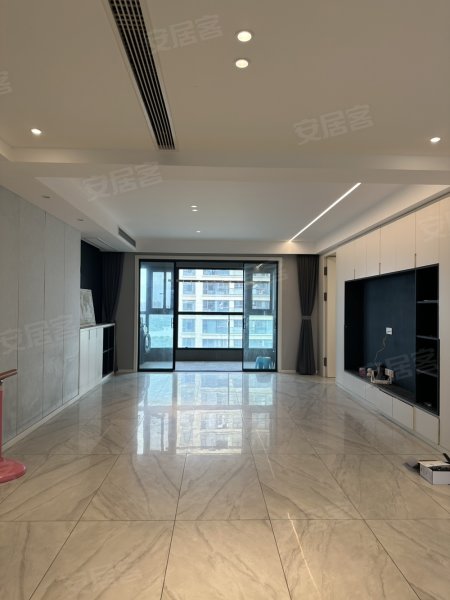 绿城玫瑰园_一线湖景大平层现代风拎包入住随时看房