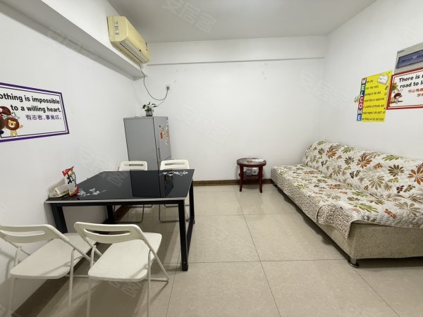 洪岗地铁口_新华国际广场_朝南通燃气_港汇广场正规一室一厅
