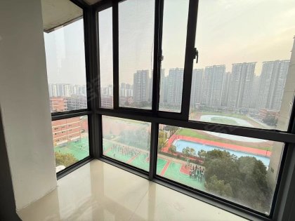 小区一室_民水民电_一室一厅一厨一卫_两室朝南_精装修