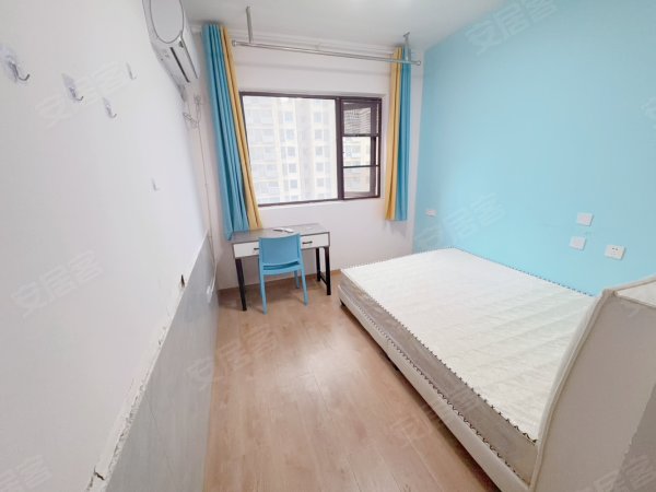 押一付一拎包入住无中介费