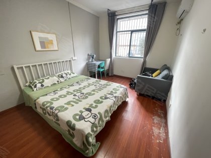 三里庵地铁口精装修主卧便宜出租_之心城国购广场汇金大厦官亭路