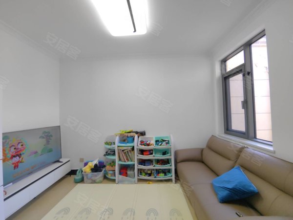 红星家园_业主第一次出租_家具家电齐全_拎包入住