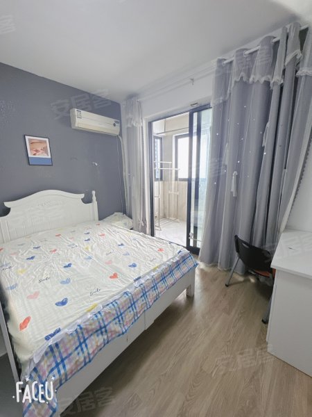 文忠苑单间带阳台独立卫洗衣机出租付一押一拎包入住无中介F