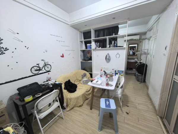 十里庙_地铁口_华联超市旁_一室一厅_精装修_拎包入住_急租
