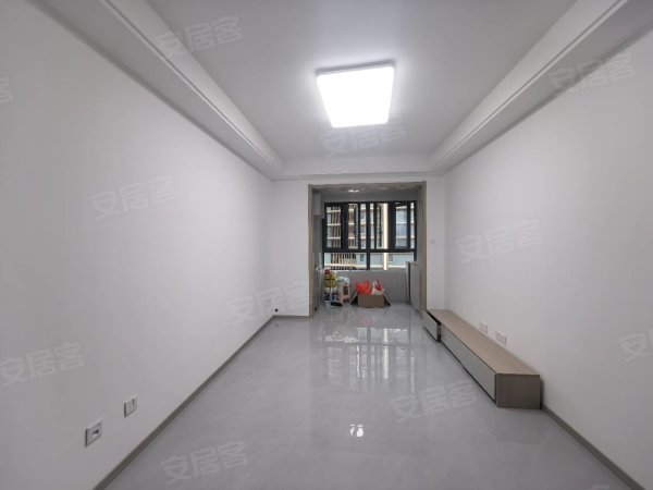 德淮里精装两室电梯房_家具家电齐全长期出租随时看房