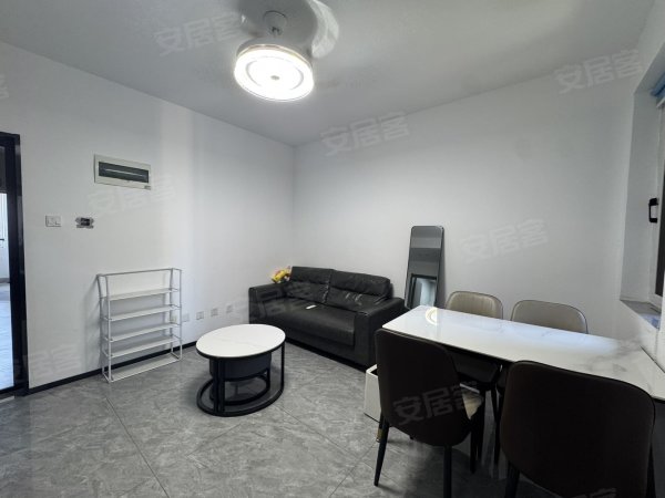 可押一付一金融港方圆荟_全屋瓷砖定制家具_温馨小房_住房舒适