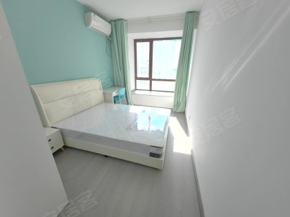 万达亲湖苑主卧飘窗_附近未来塔_融创住茂_地铁口_拎包入住