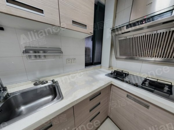 火车站附近1号线附近家天下三期_精装修_拎包入住_电梯房
