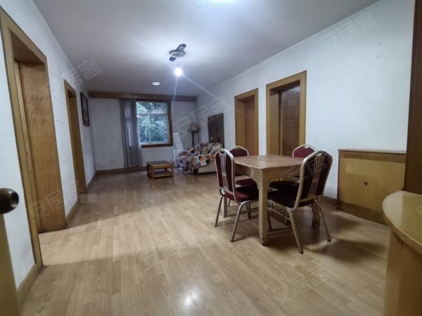 蜀山区三户室108.45平米正南4层
