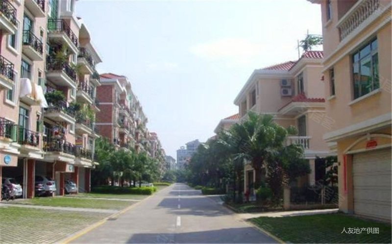 景湖花园 独栋 带地下室 前低后高 花园150平 带车库,景湖花园(别墅)
