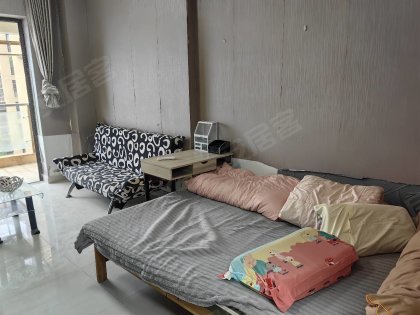 价格超低！热水器，拎包入住！附近地铁公交交通便利