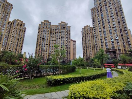 东湖丽景