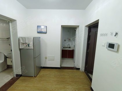 地铁口金濠优活城_1室1厅1卫__电梯房_精装修39平米
