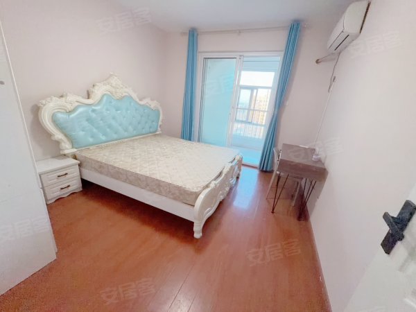 押一付一拎包入住无中介费
