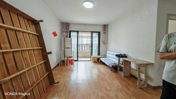 真图实拍两室_可以长期租_家具家电齐全_不靠马路