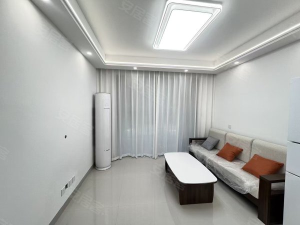 东方蓝海_2房_全屋瓷砖_定制衣柜楼下银泰城徽商银行拎包入住