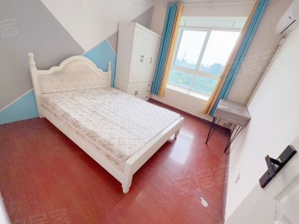 押一付一拎包入住无中介费可