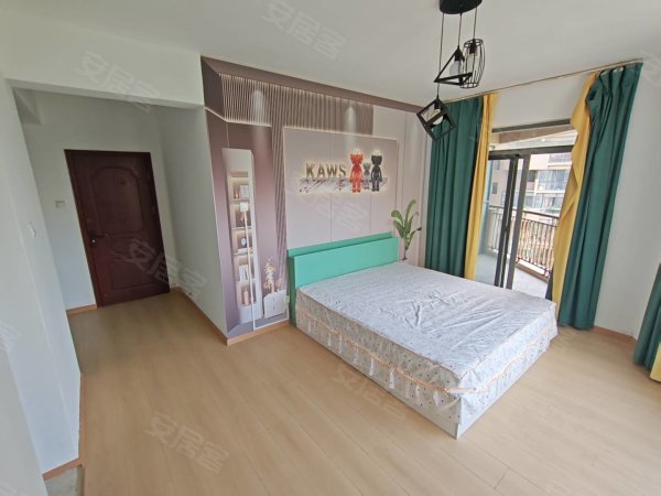 省图书馆地铁口_置地广场__单间独卫均有拎包入住押一付一