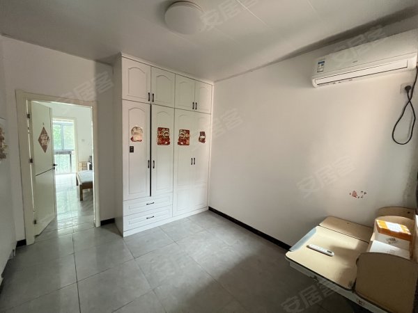 蜀山区二户室65.16平米正南2层